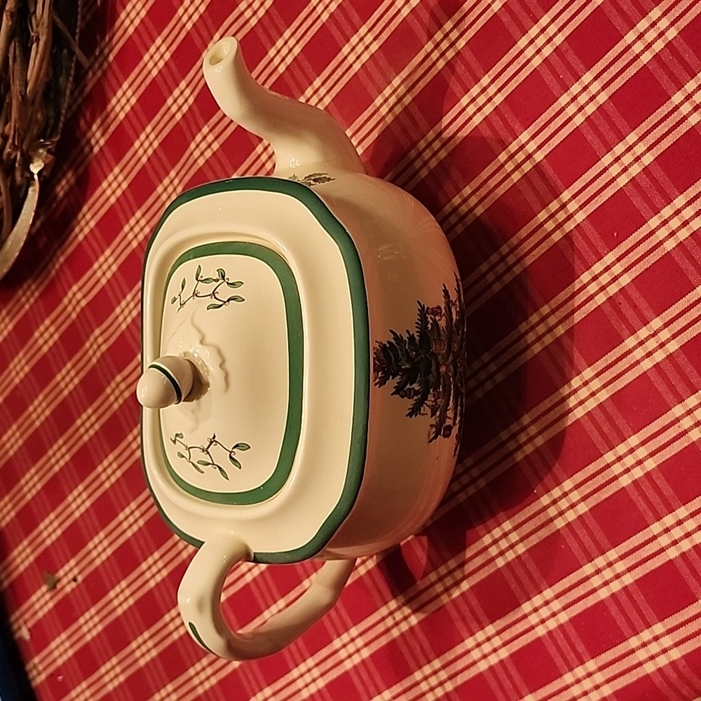 Spode Christmas Tree Tea Pot